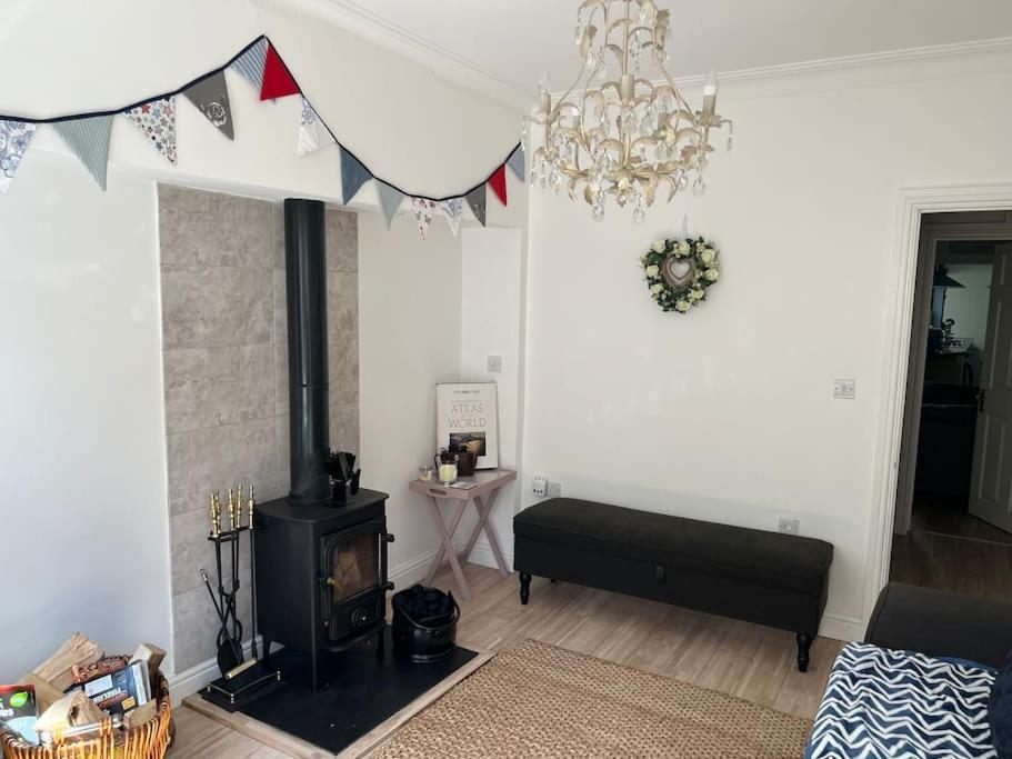 Lilly'S Cottage, Filey, Sleeps 8 Kültér fotó