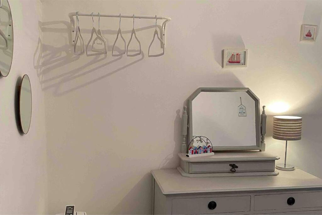 Lilly'S Cottage, Filey, Sleeps 8 Kültér fotó